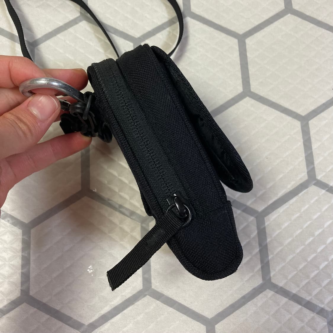 (os) 슈프림 13FW 스타 카메라 파우치 백 블랙 별패치 상품이미지7