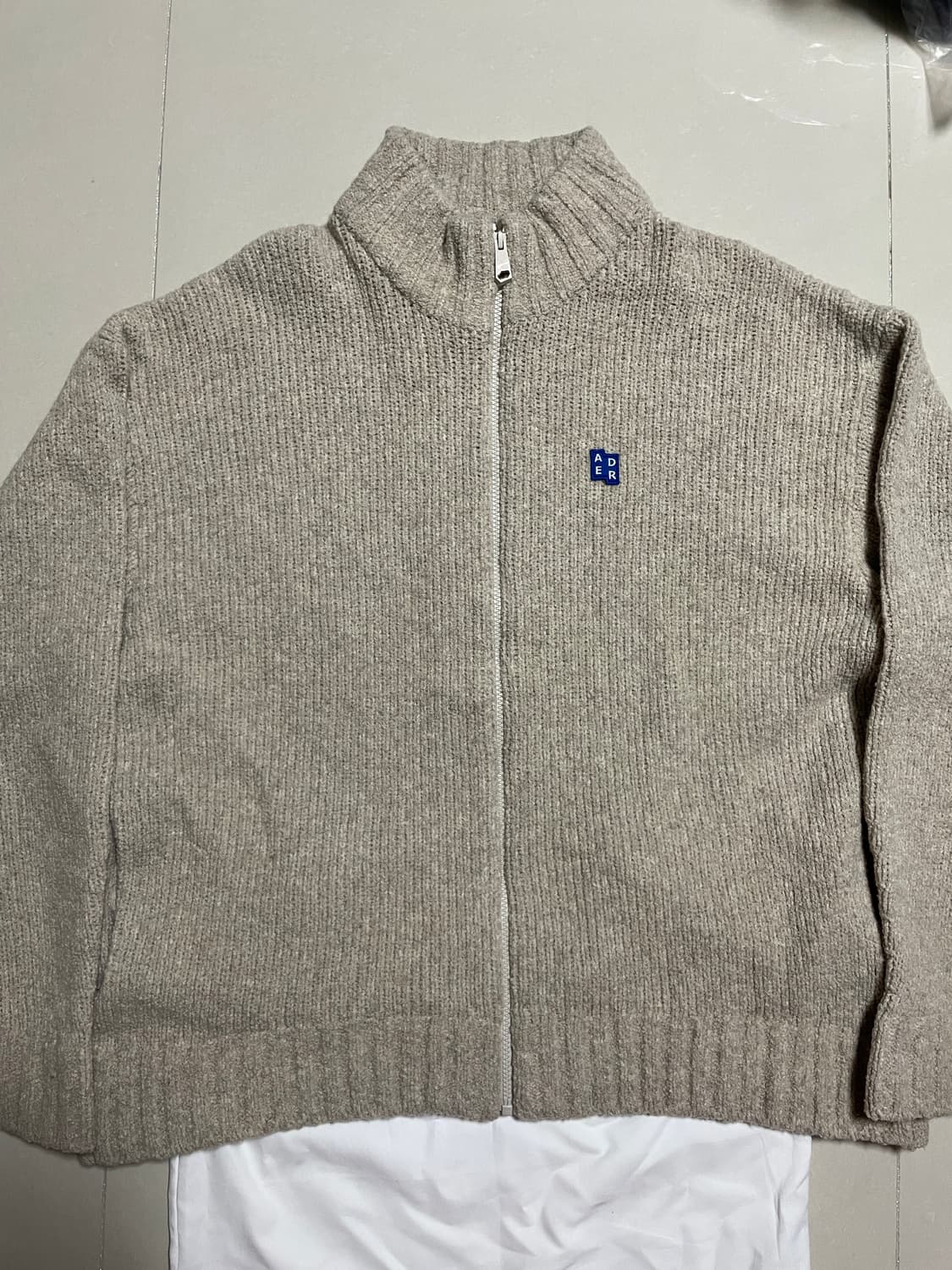 아더에러 니트집업 시그니피컨트 오트밀 상품이미지2