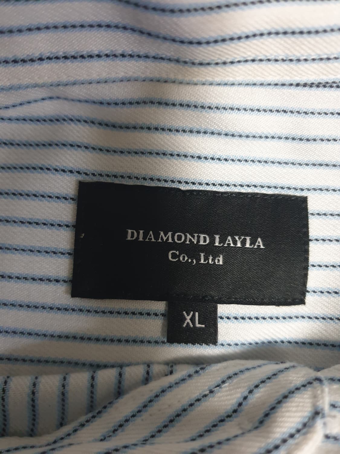 다이아몬드레이라 폴리혼방 스트라이프 긴팔셔츠 블루 (XL) 상품이미지4