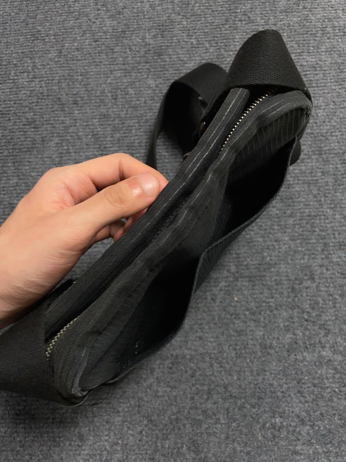 포터 드로잉 블랙 스트라이프 숄더백 상품이미지5