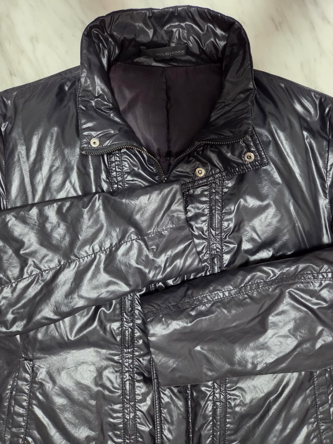 솔리드옴므 유광 지퍼디테일 다운패딩 상품이미지3