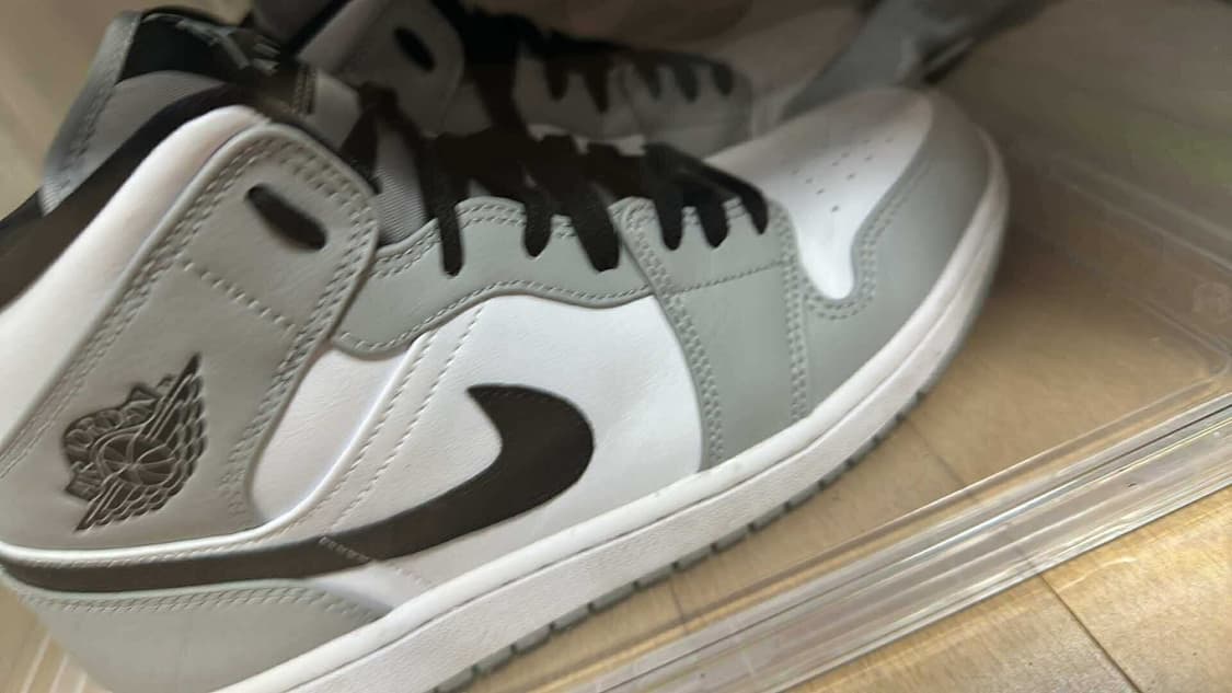 나이키 에어 조던1 미드 스모크 그레이 275 상품이미지3