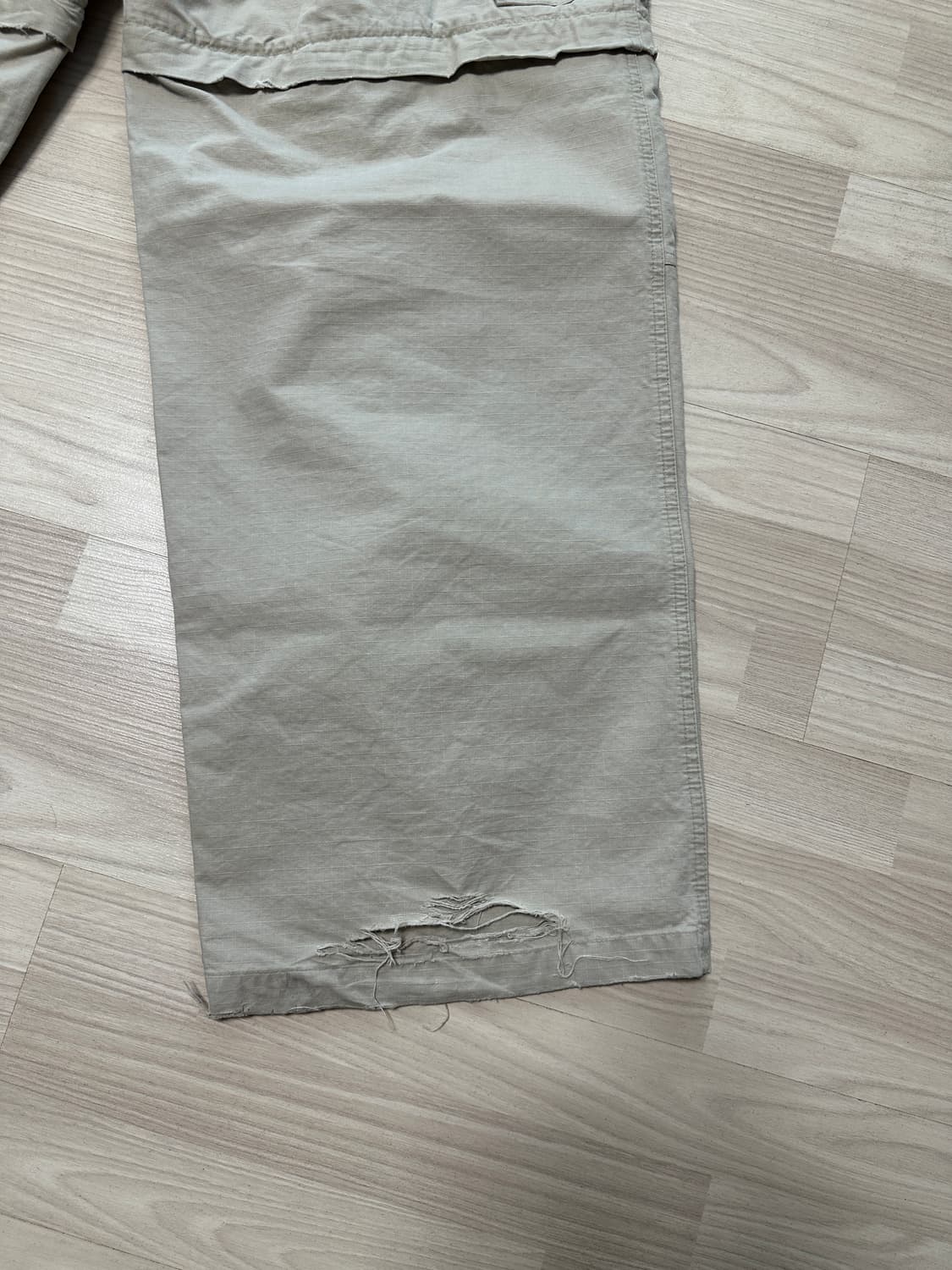 [46] 발렌시아가 가드로브 립스탑 카고 팬츠 상품이미지7