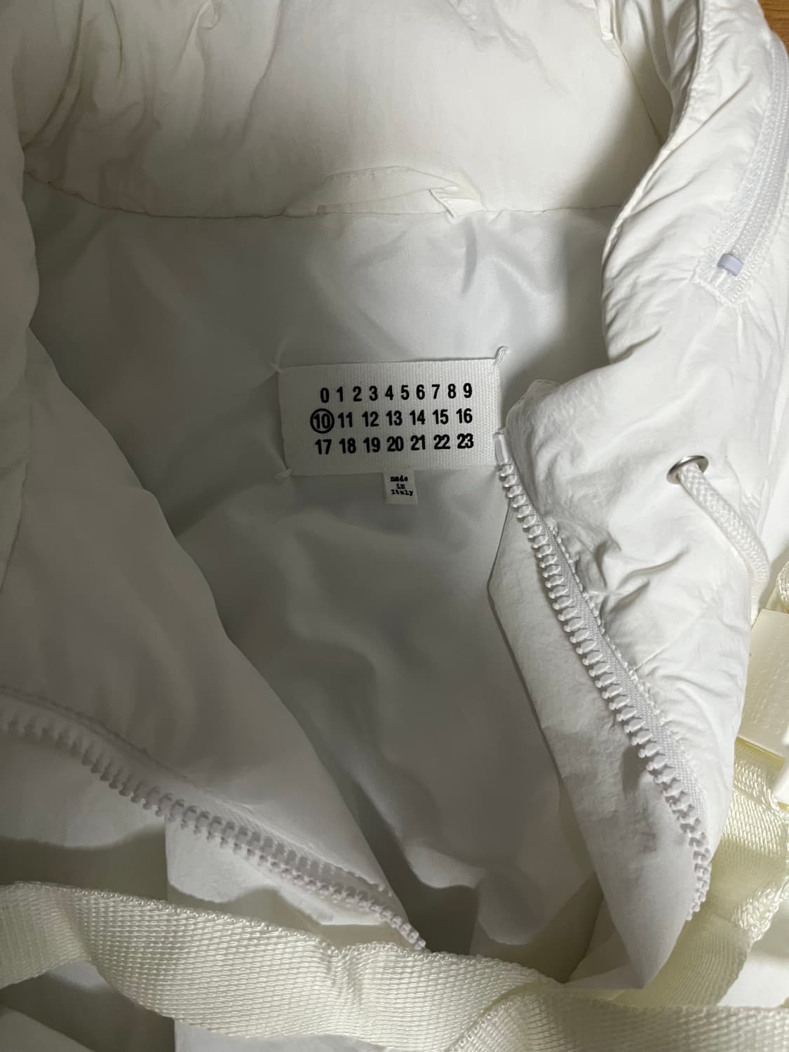 마르지엘라 흰색패딩40 상품이미지3