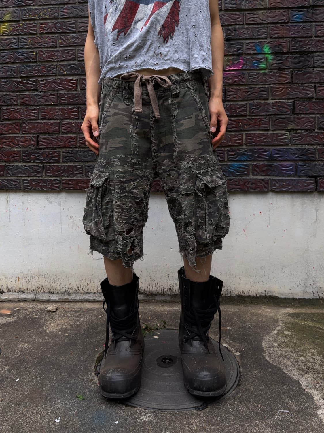 "인져드" 올오버 디스트레스 카고 쇼츠 상품이미지2