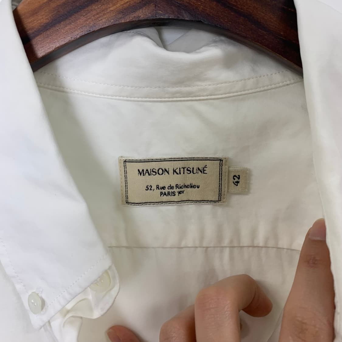 메종키츠네 자수로고 화이트 옥스포드 셔츠 상품이미지7