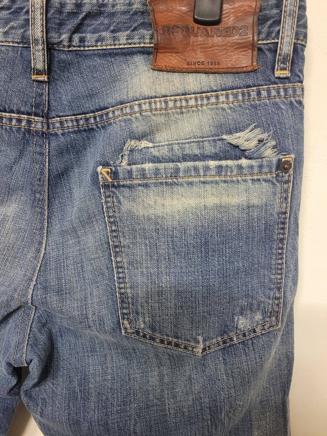 no.1  디스퀘어드2 데미지 워싱 청바지 46 상품이미지9