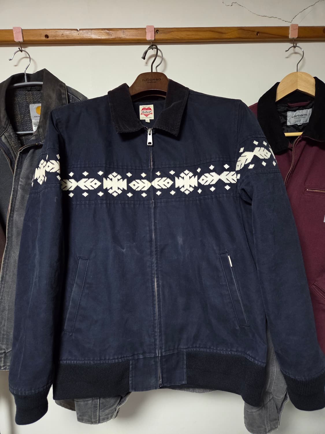 13s 칼하트 wip 헤리티지 아즈텍 봄버 자켓 상품이미지1