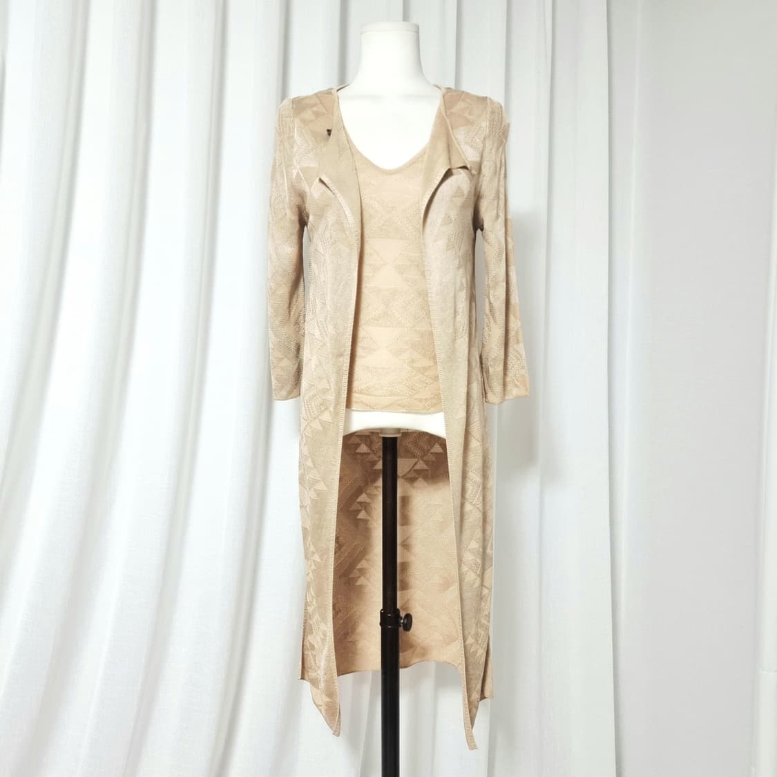 살바토레 페라가모 가디건 슬리브리스 탑 셋업 투피스 (4455) 상태최상 상품이미지2