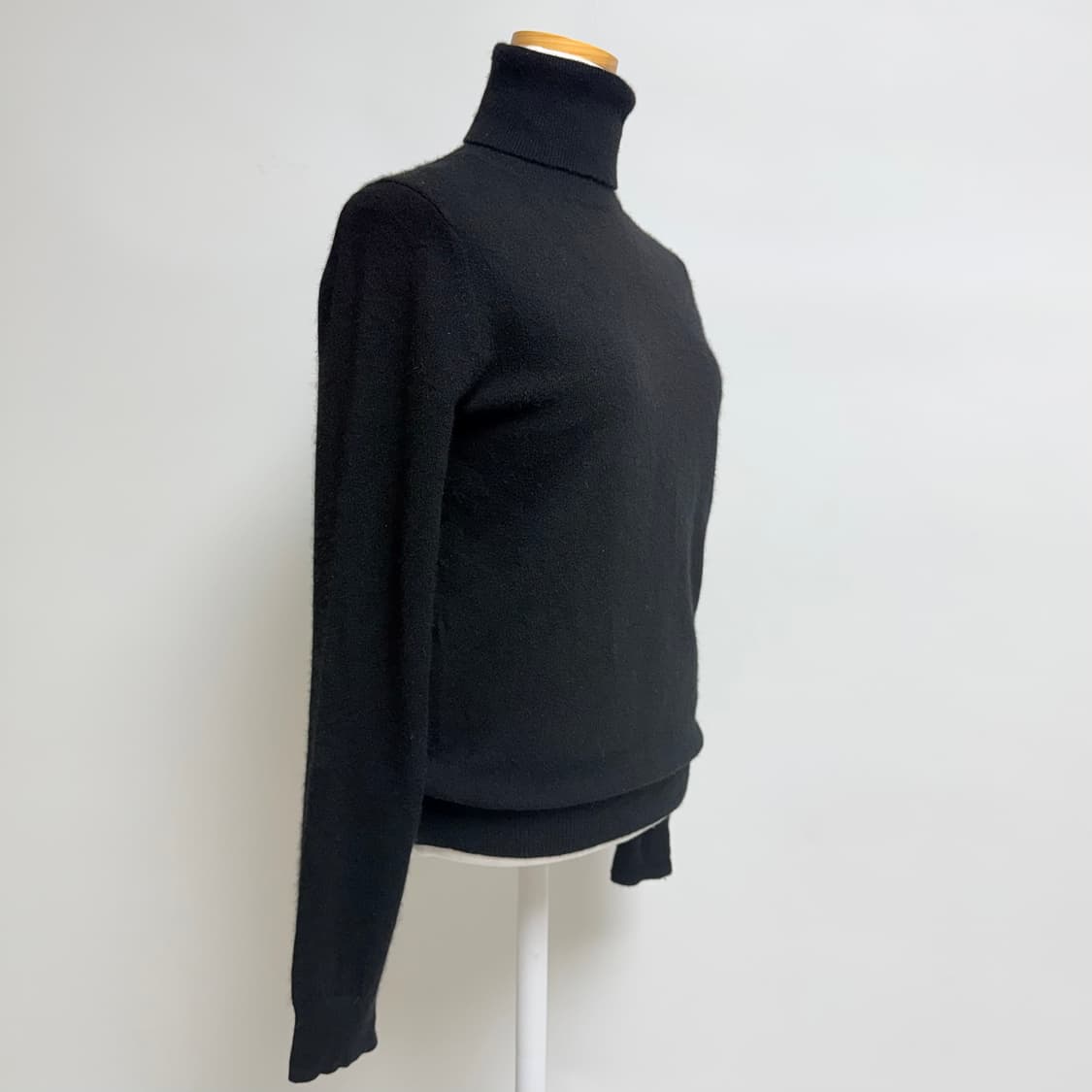 [캐시미어 100%] 유니클로 블랙 목폴라 터틀넥 니트 S 상품이미지2