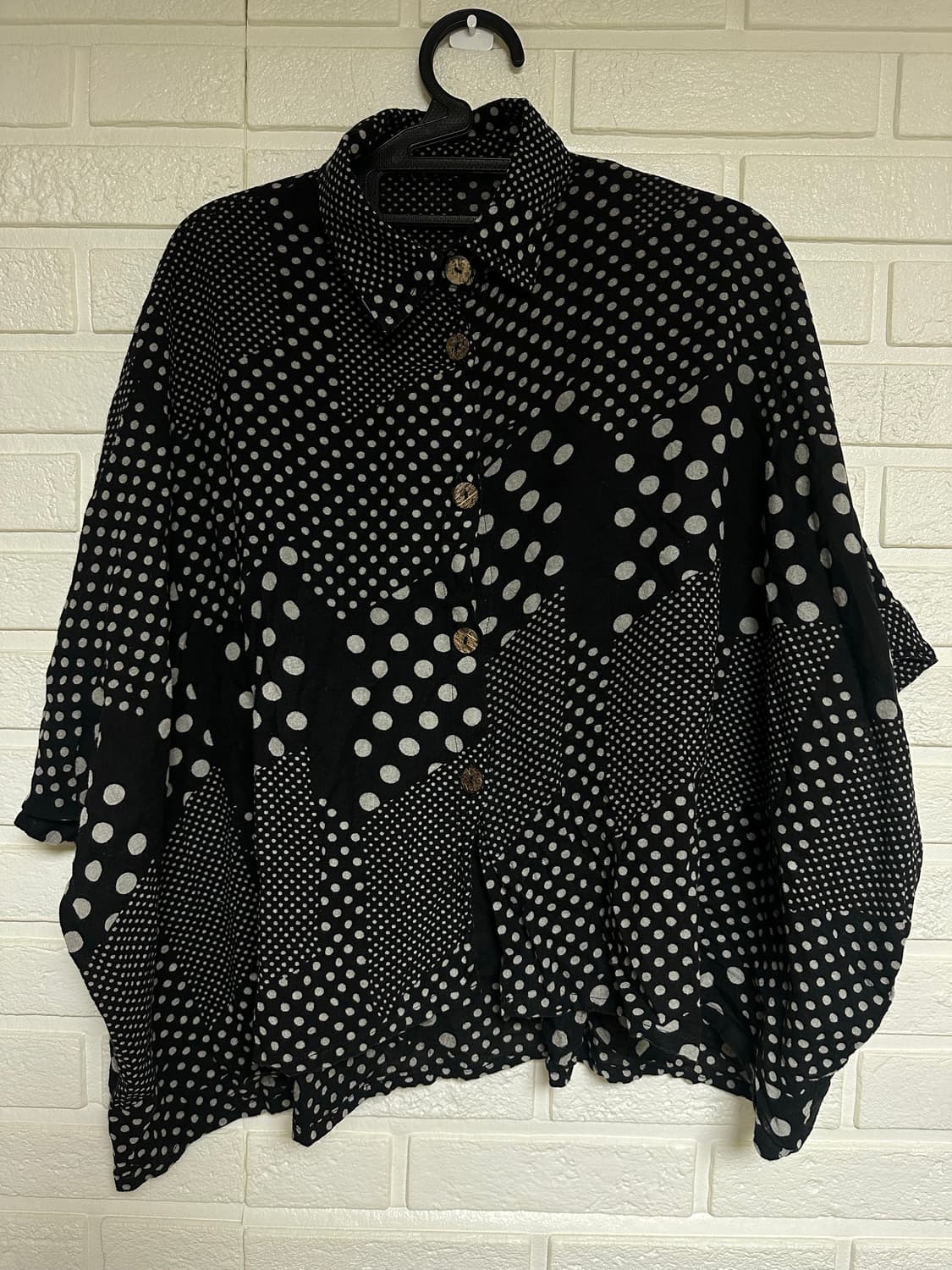 도트 패턴 블라우스 상품이미지1