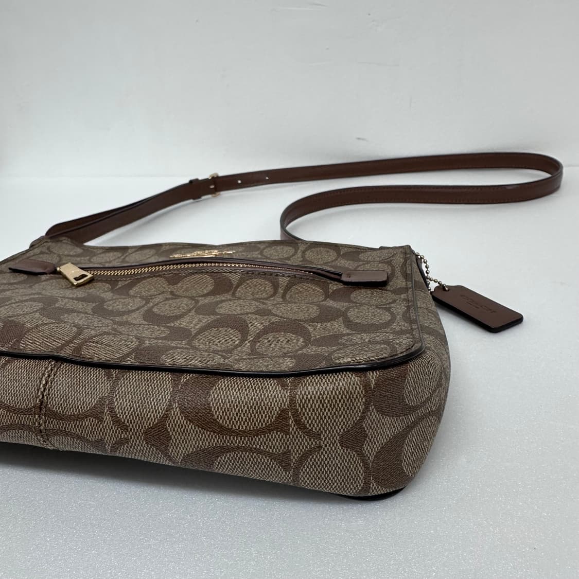 COACH 코치 시그니처 크로스백 가방 상품이미지5