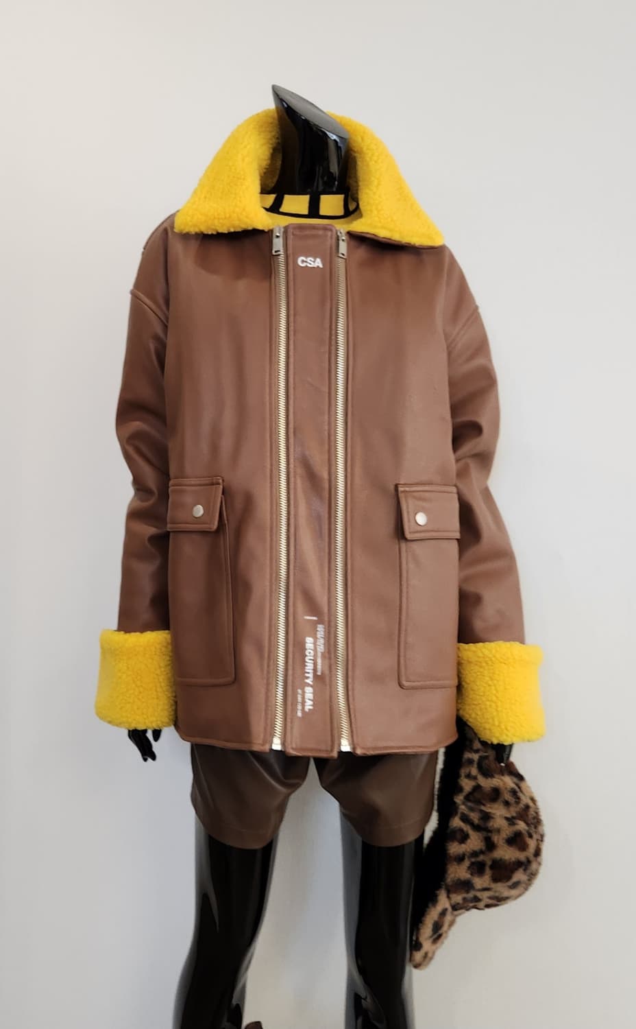 에코레더 무스탕코트 상품이미지7