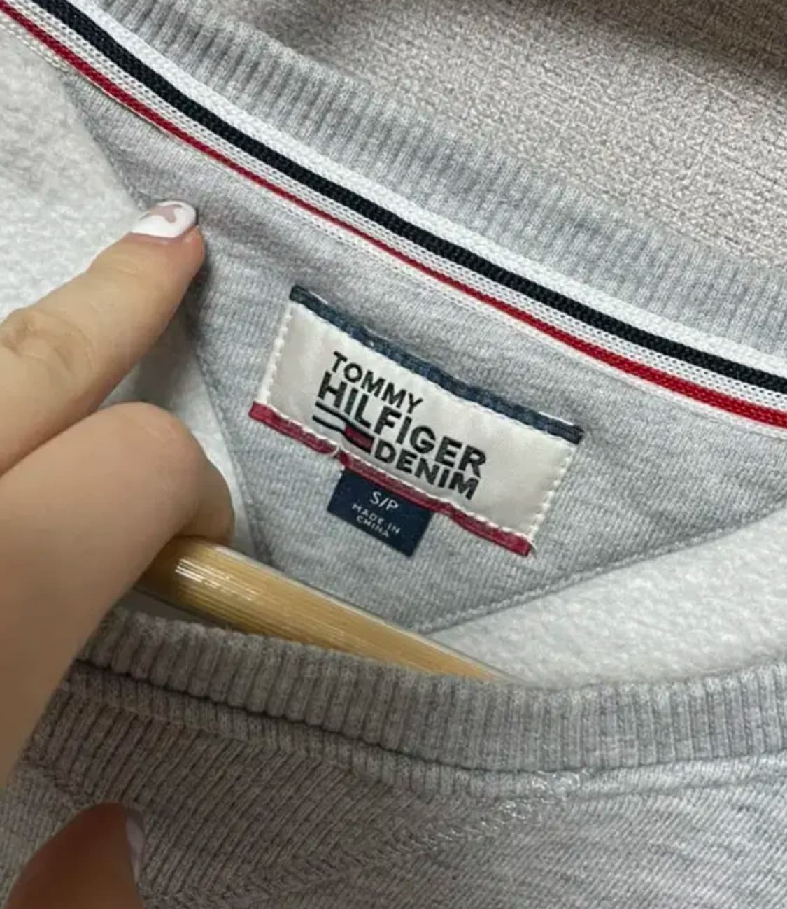 타미힐피거 기모 맨투맨 상품이미지4