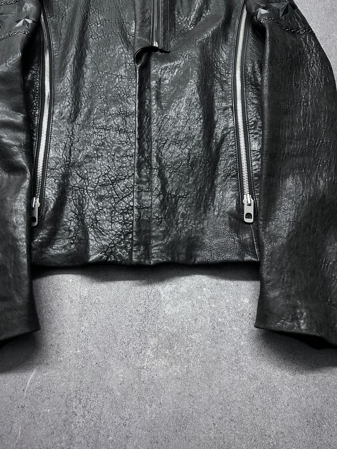 시스템 옴므 스타 엠보싱 풀 지퍼 램스킨 자켓 상품이미지6