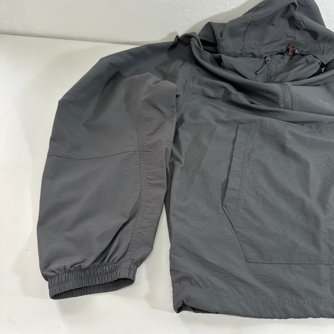 M 코드그라피 진그레이 바람막이 아노락 상품이미지2