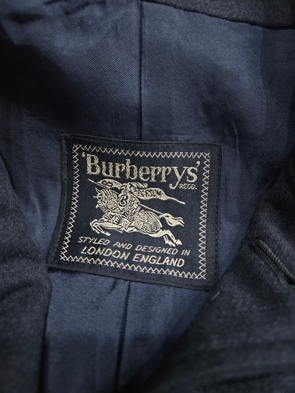 버버리스 네이비 남성 95 올드스쿨 울 하프코트  상품이미지3