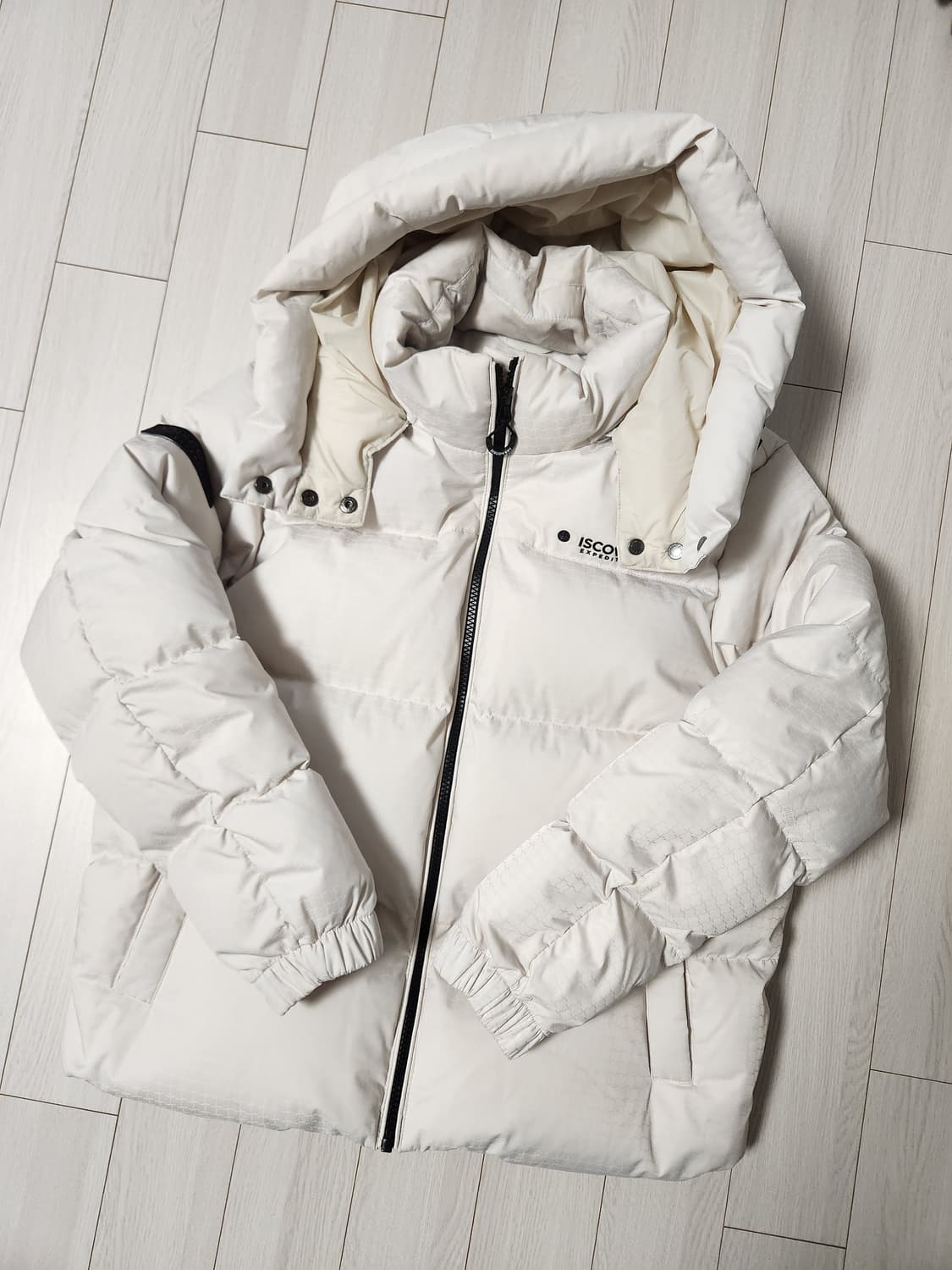 디스커버리 익스페디션 여성 타비트 덕다운 숏패딩 점퍼 DWDJ6H061  상품이미지2