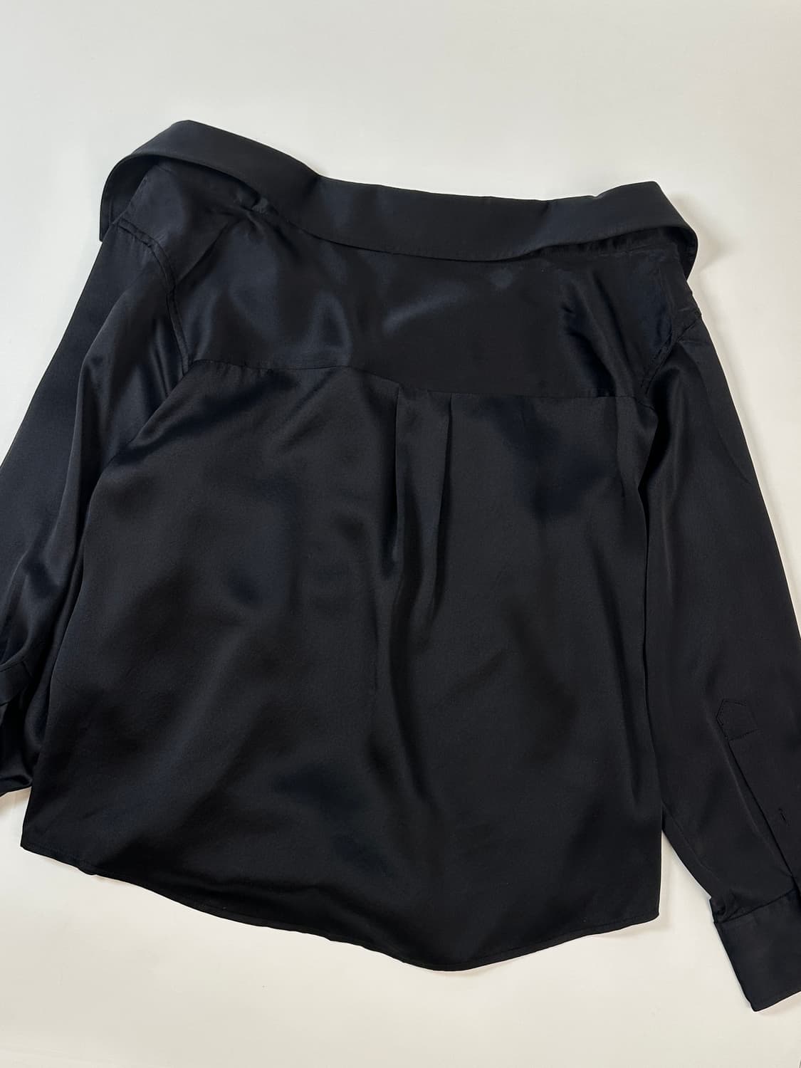 알렉산더왕 오프숄더 실크블라우스 xs 상품이미지4