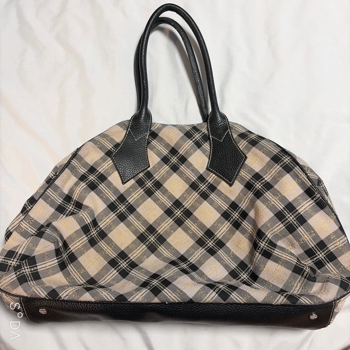 비비안웨스트우드 체크 숄더백 상품이미지2