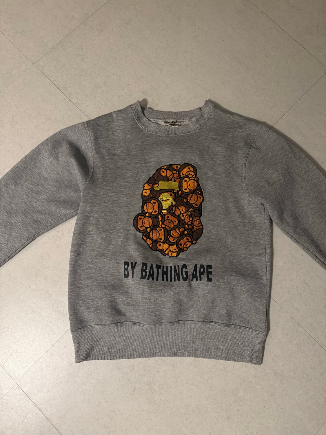 베이프 마일로 맨투맨 상품이미지1