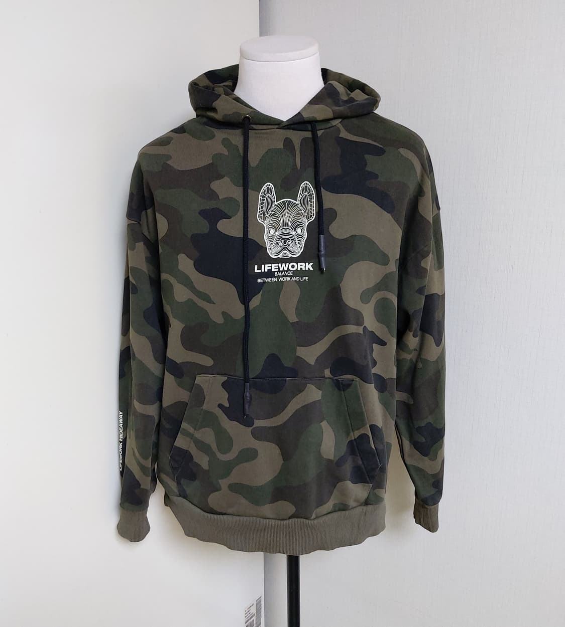 라이프워크 카모플라쥬 오버핏 후드티(L)

 상품이미지1