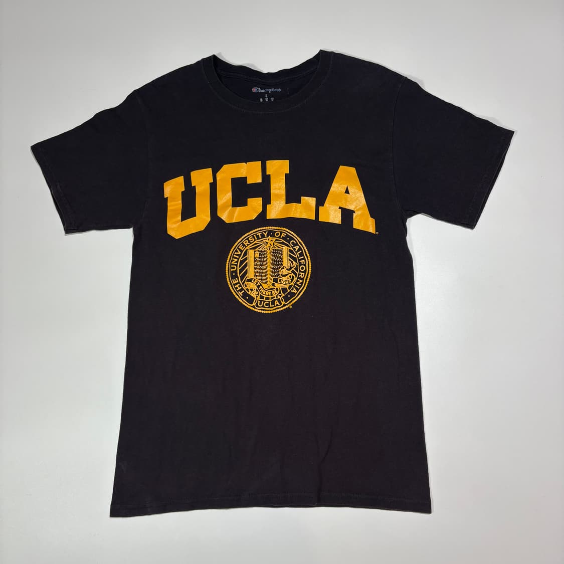 챔피온 유씨엘에이 로고 반팔티 상품이미지1