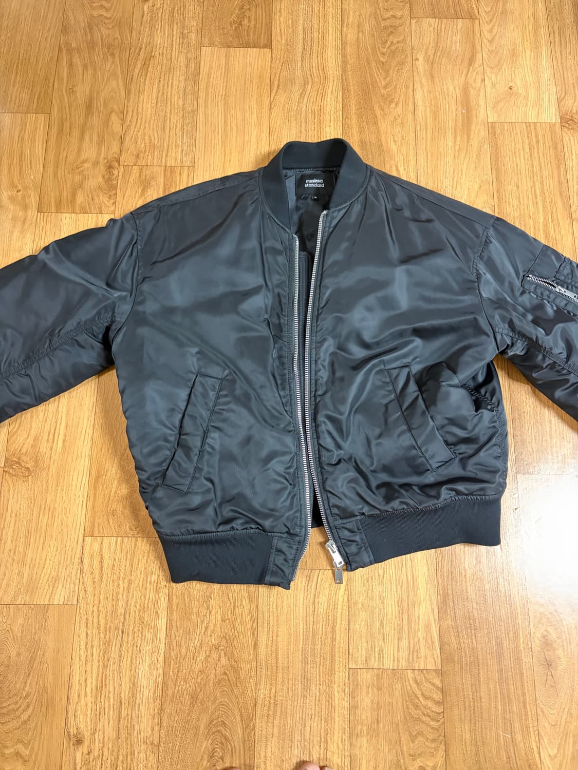 무탠다드오버사이즈 MA-1 보머 재킷 [블랙] 상품이미지2