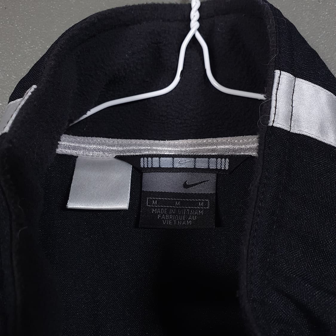 실측 XL) 나이키 00s 올드스쿨 스우시 파이핑 누빔 점퍼 자켓 블랙 상품이미지5