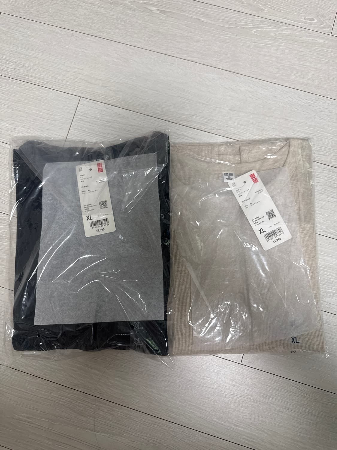 [새제품] 유니클로 리브 헨리넥 티셔츠 긴팔 XL 블랙,내추럴 상품이미지2