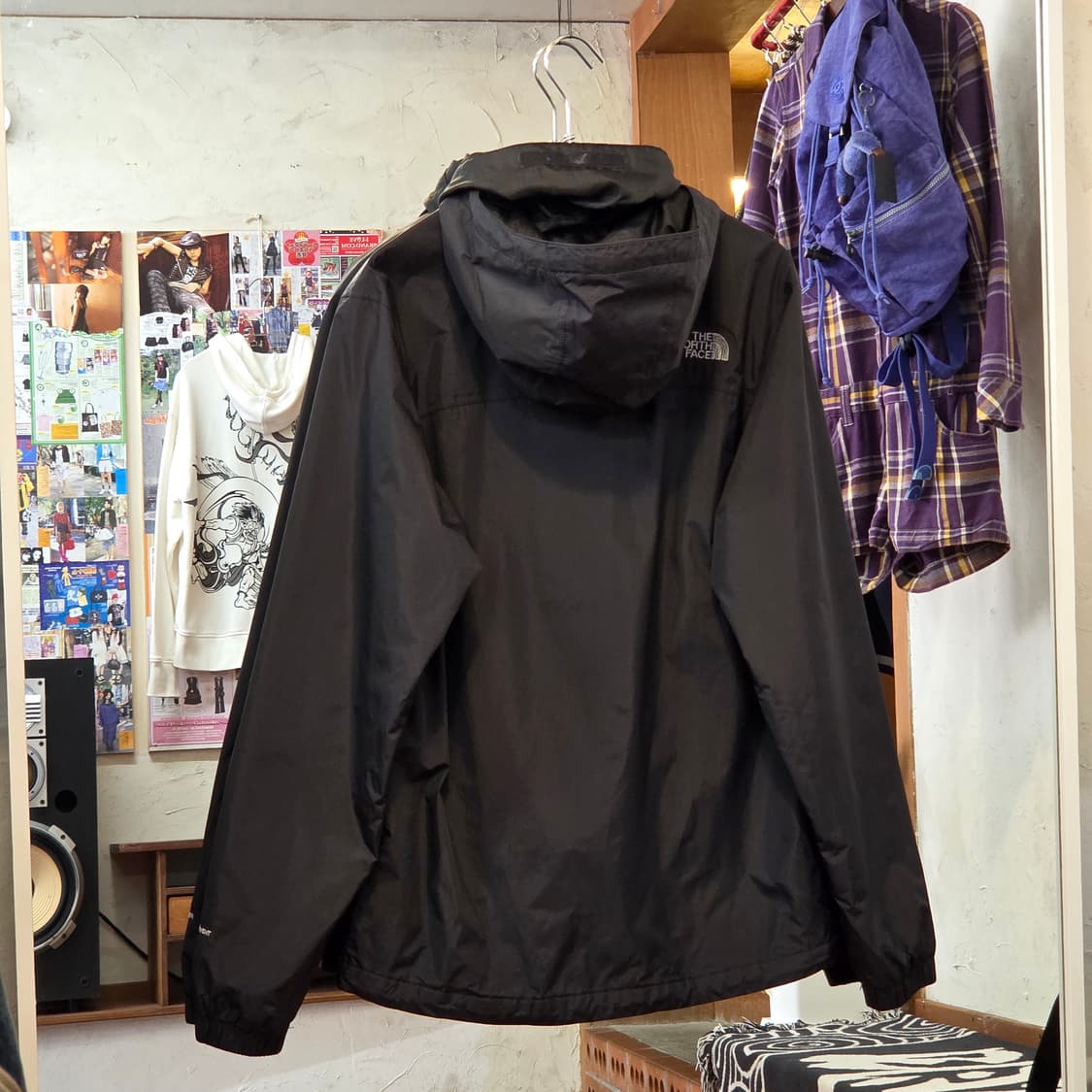 JPN 노스페이스 블랙 후드 바람막이 자켓 상품이미지5