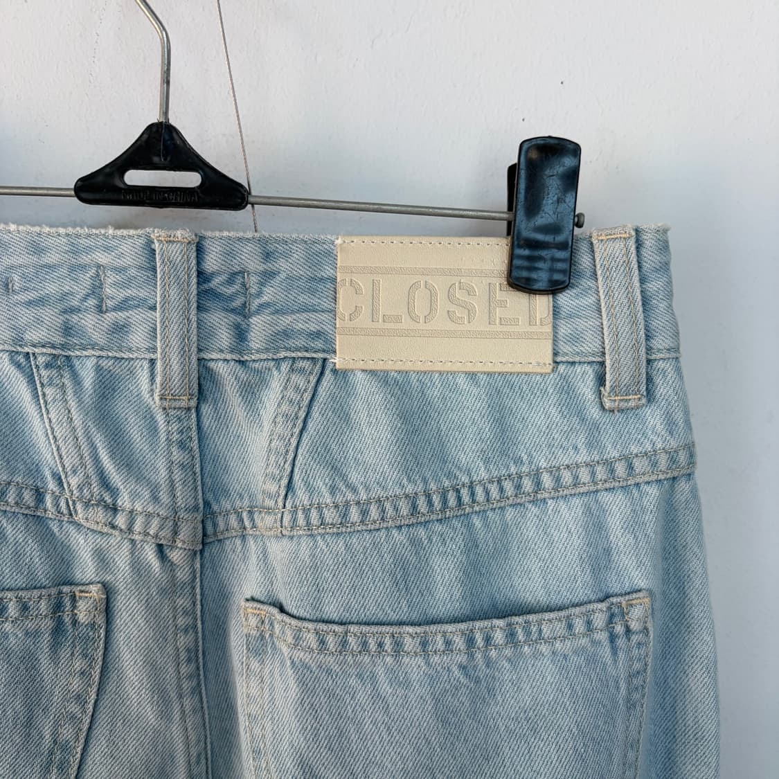 클로즈드 와이드 데님 팬츠 연청 상품이미지4