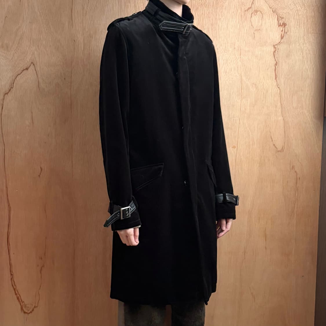 토네이도마트 벨벳 코트 상품이미지2