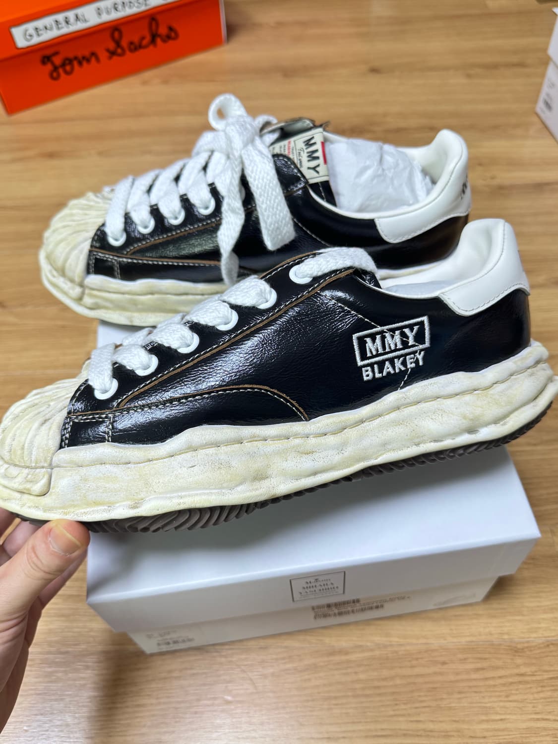 메종 미하라 야스히로 블레이키 레더 로우탑 스니커즈 42, 43 상품이미지2