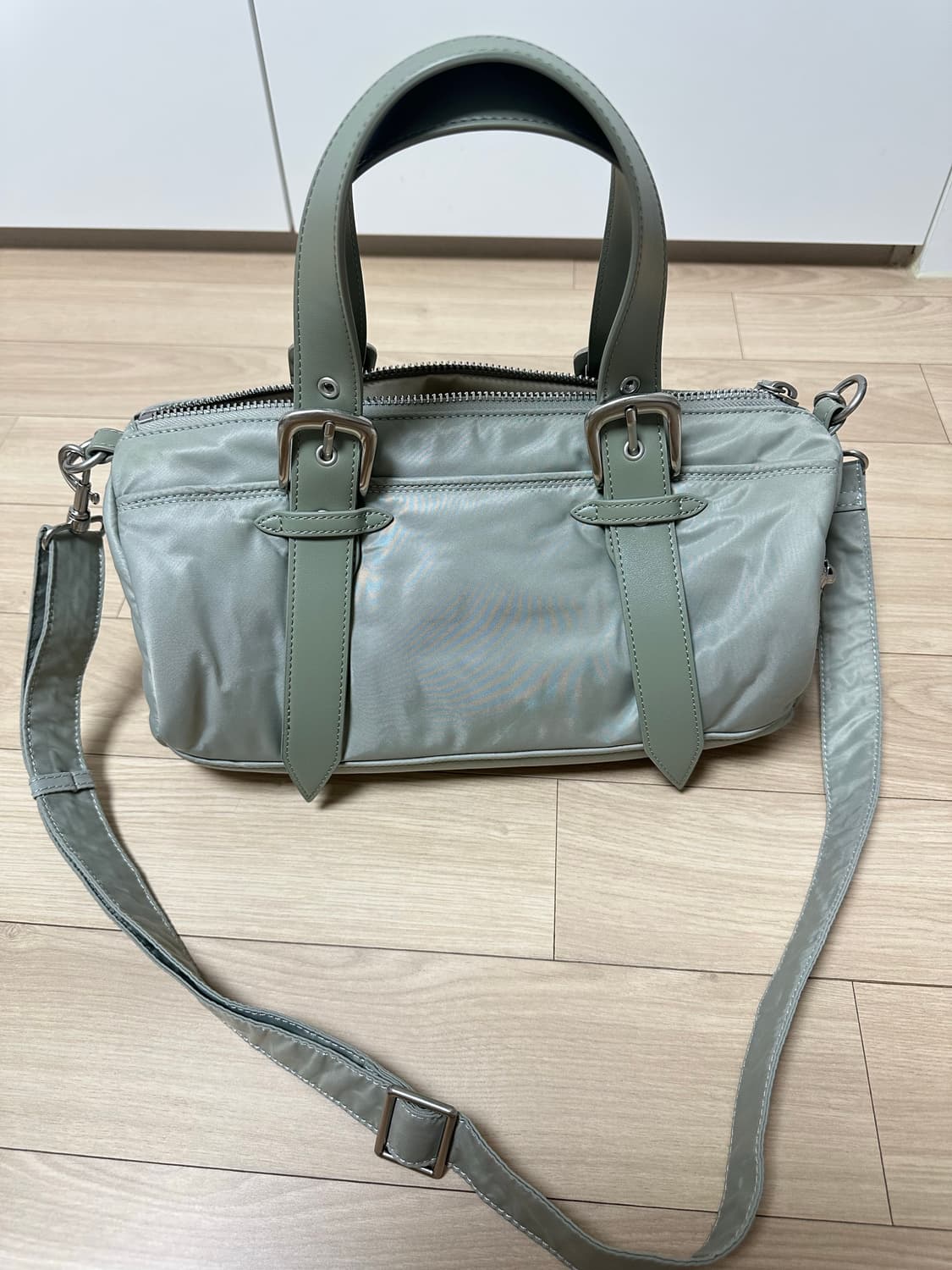 썬번프로젝트 Padded Symbol Travel Bag 상품이미지5