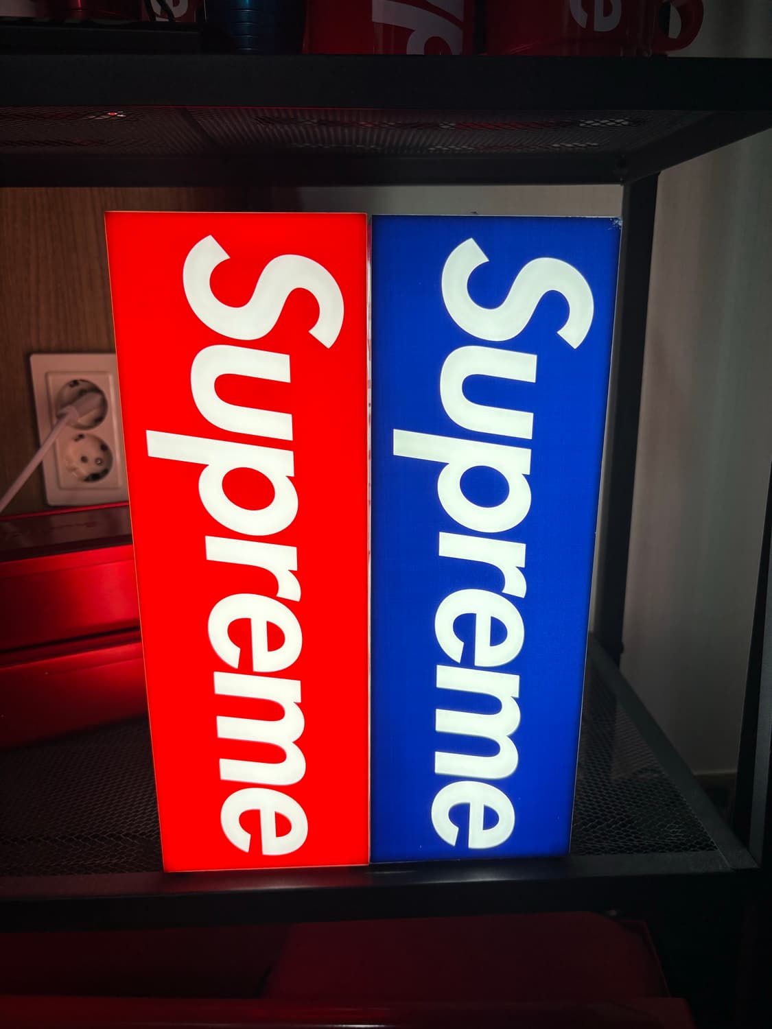 슈프림 23FW 박스로고 램프 레드,블루 국내정발x 상품이미지1