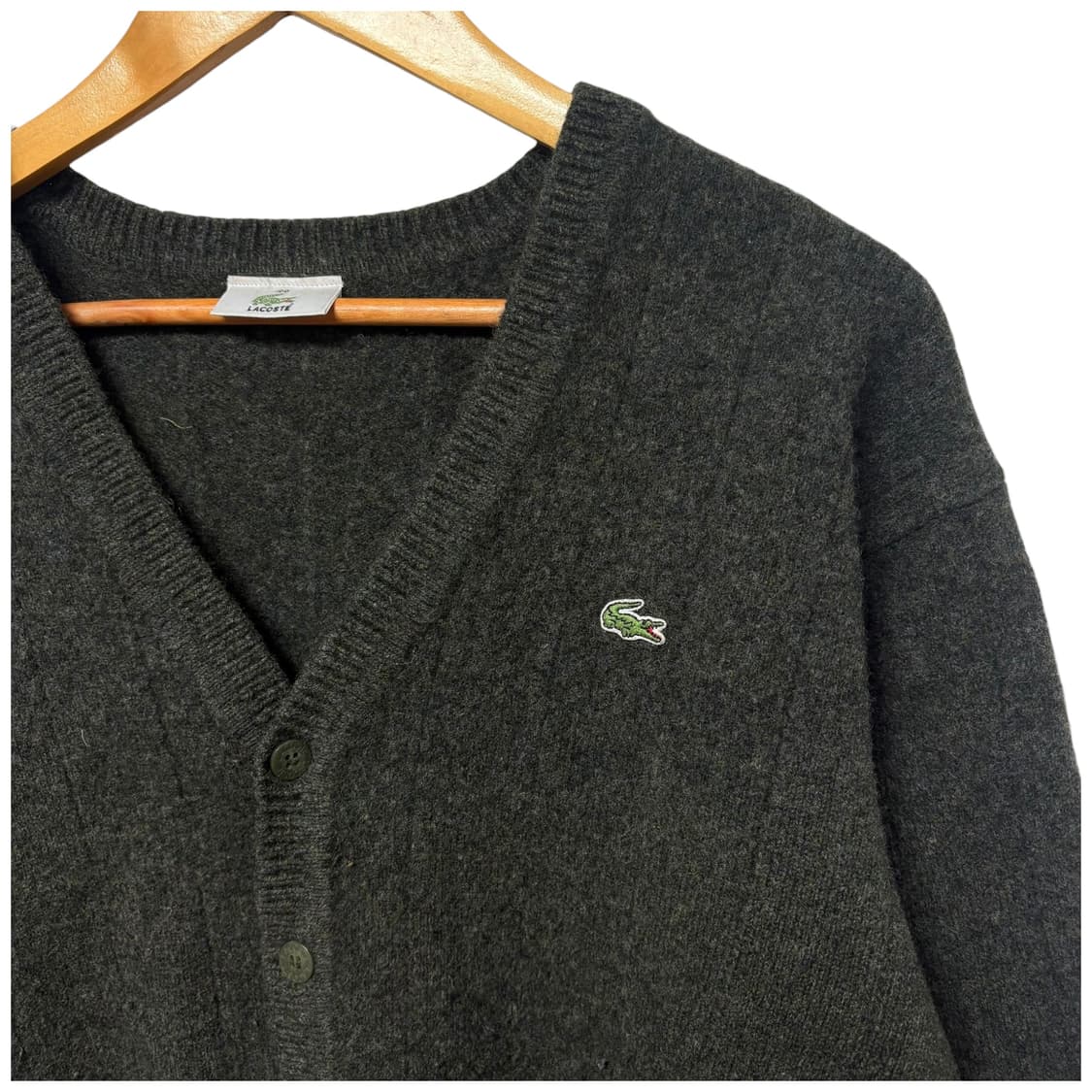 3781 라코스테 딥그린 크롭 V넥 니트가디건  상품이미지2