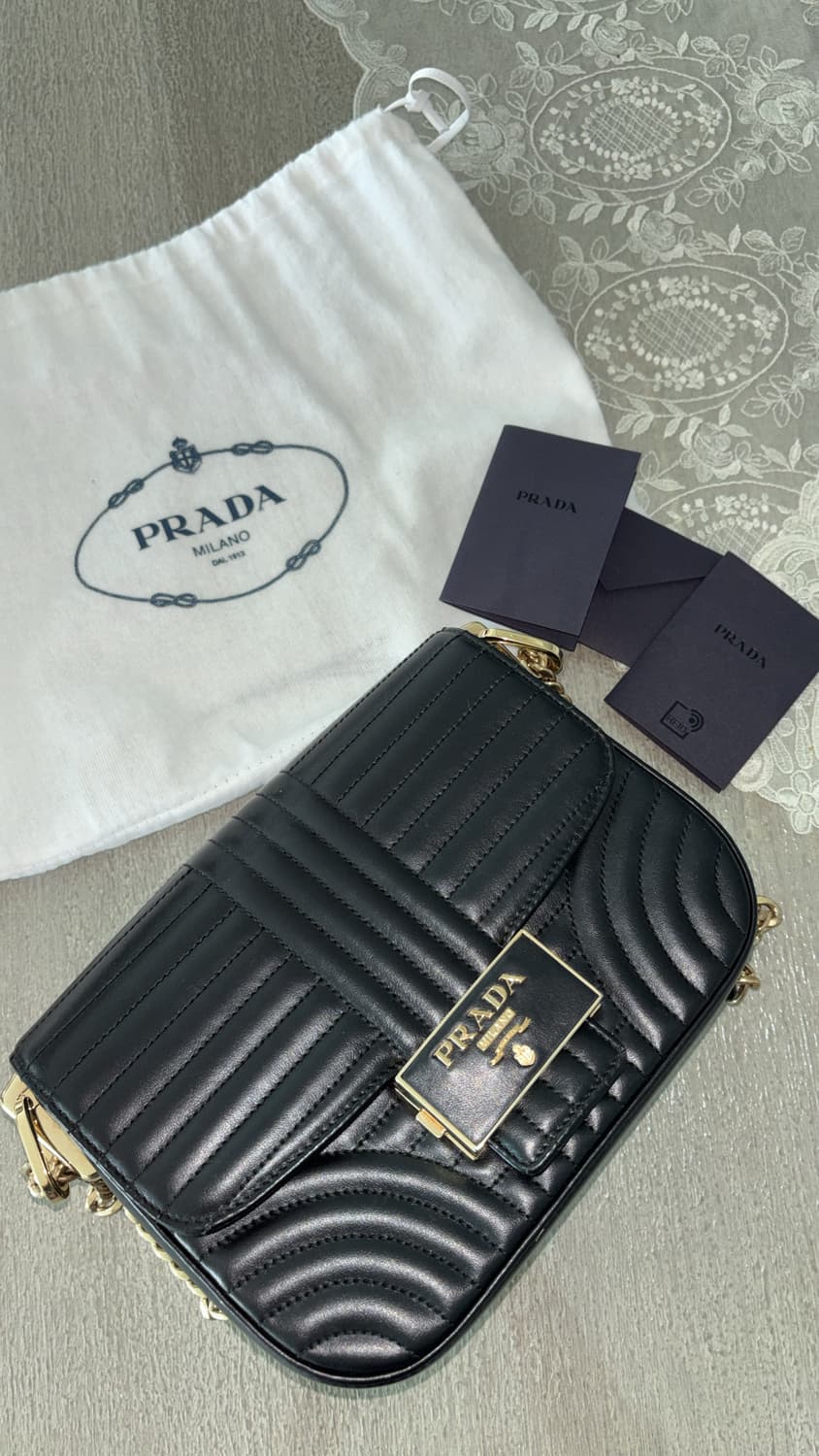 프라다 가방 상품이미지1