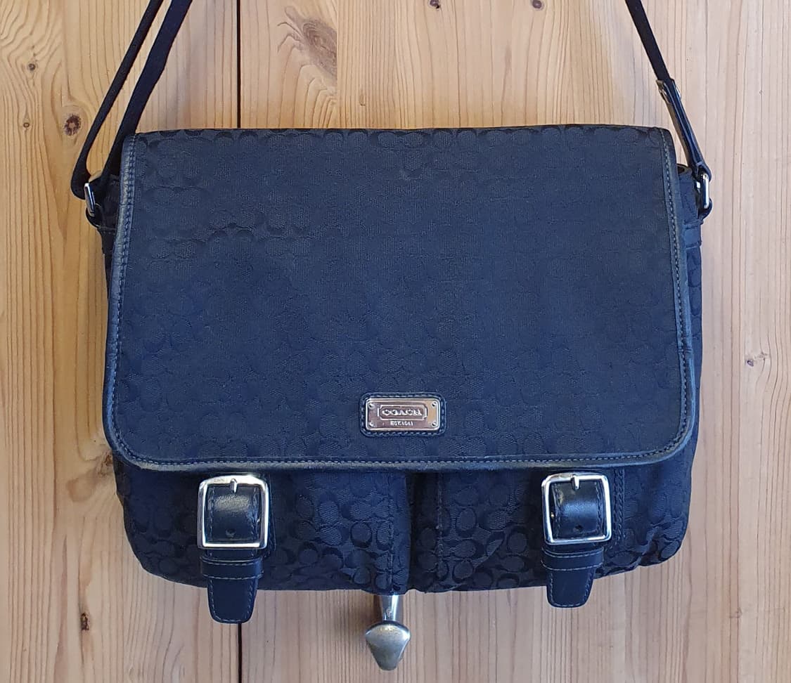 코치 캔버스 메신저백  상품이미지2