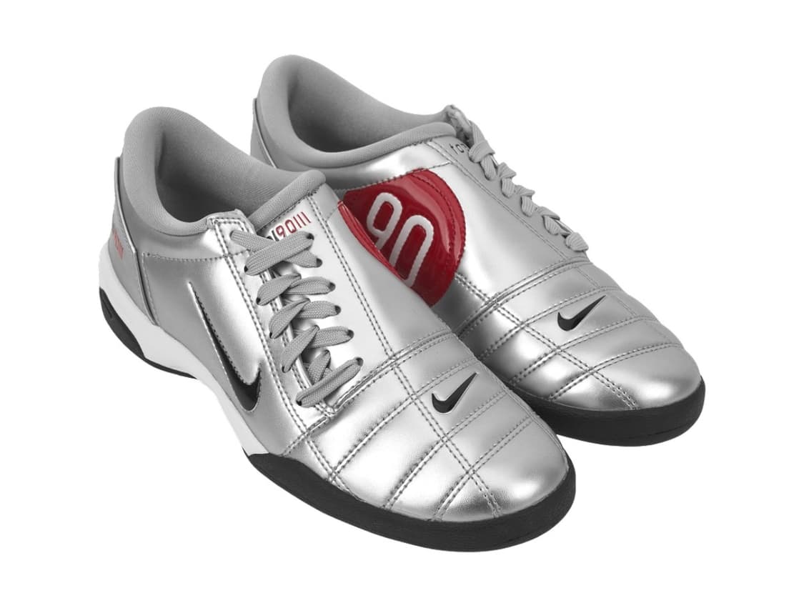 나이키 토탈 90 메탈릭 실버 상품이미지1