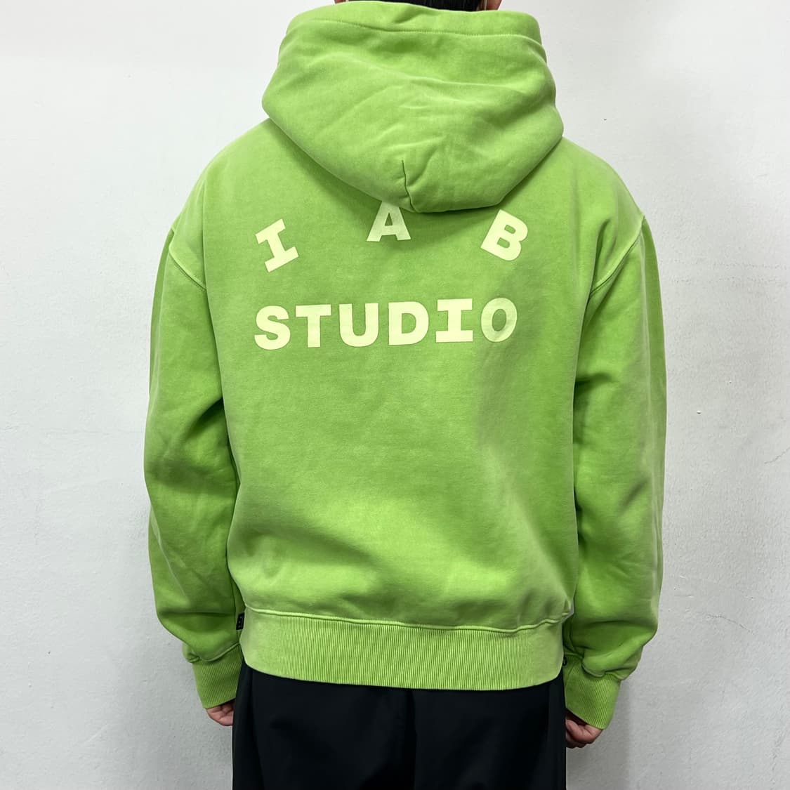 아이앱 스튜디오 피그먼트 후디 그린 상품이미지4