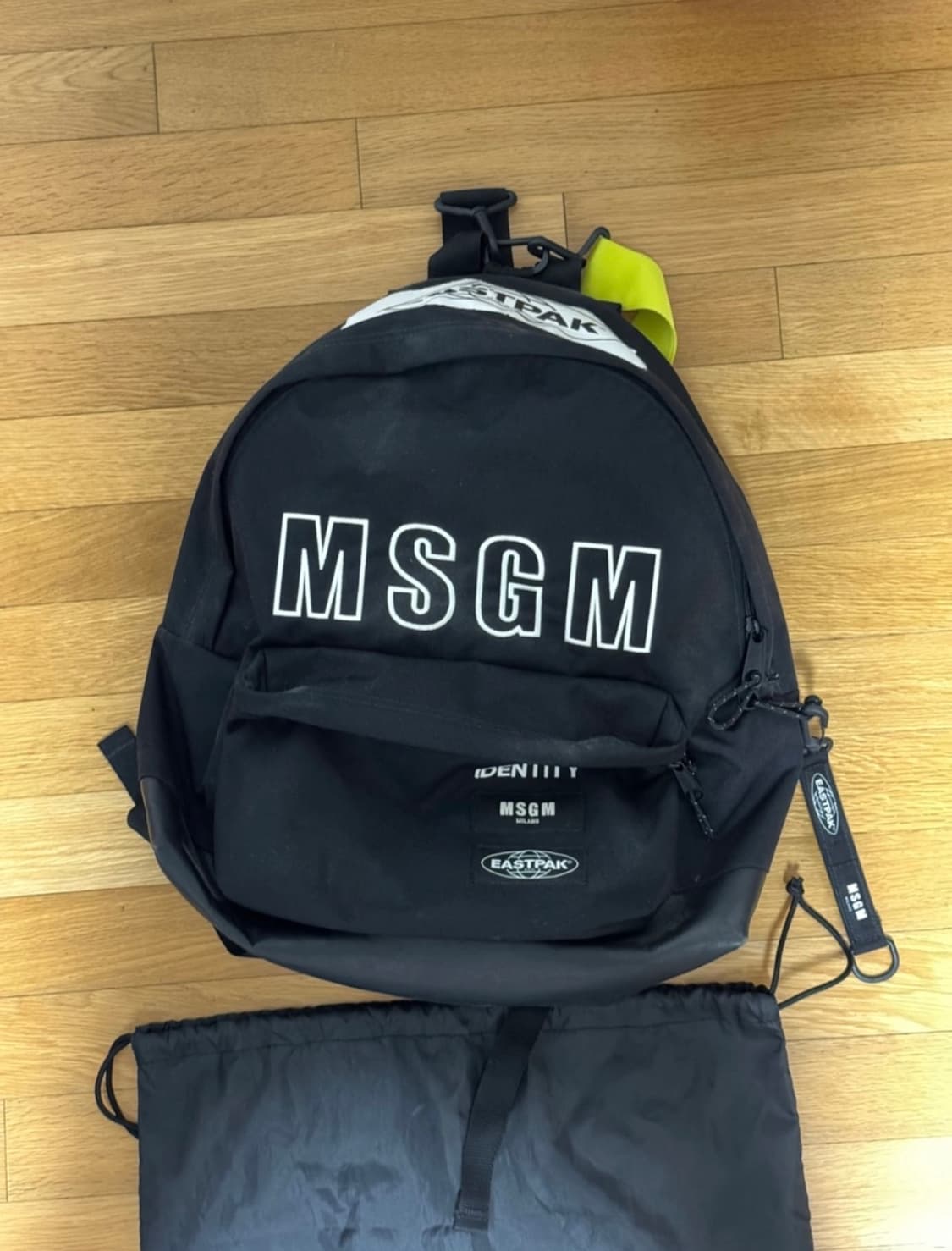 MSGM X eastpak 콜라보 백팩(BTS 진 착용) 상품이미지4