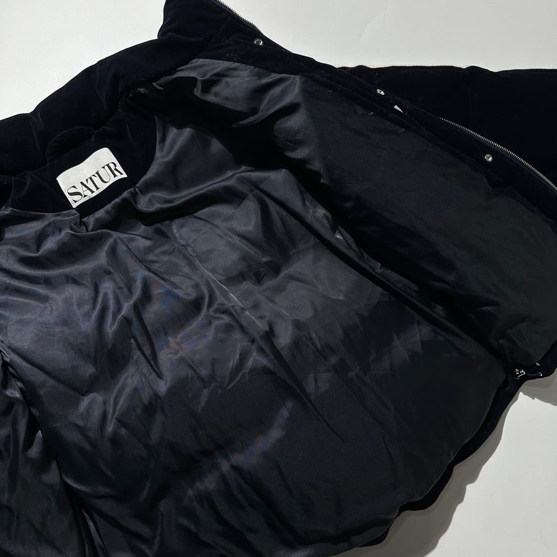 24fw 세터 로턴 코듀로이 덕다운 패딩 네이비 상품이미지9