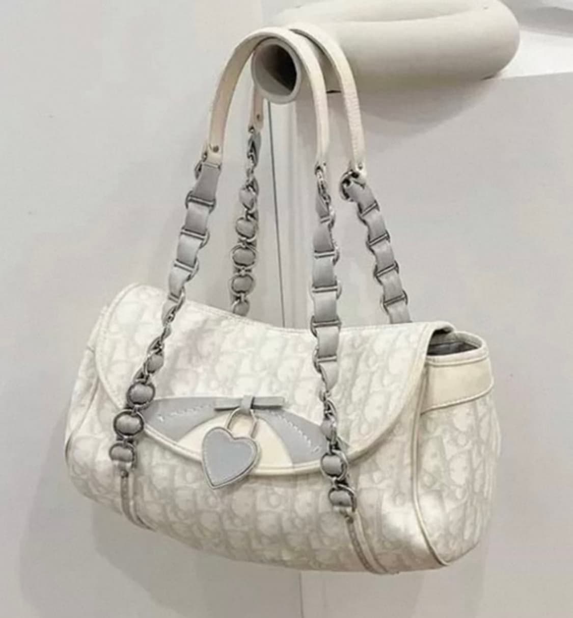 새상품 디올 로맨틱 하트백 그레이 오블리크 빈티지 백 상품이미지1