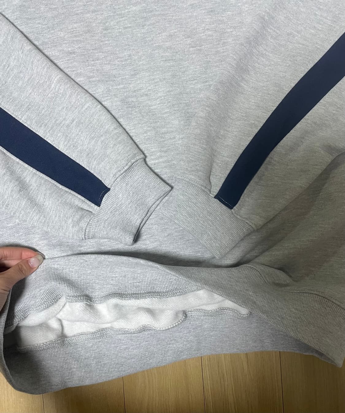 예스아이씨 Incision Sweatshirt Grey(L사이즈) 상품이미지5