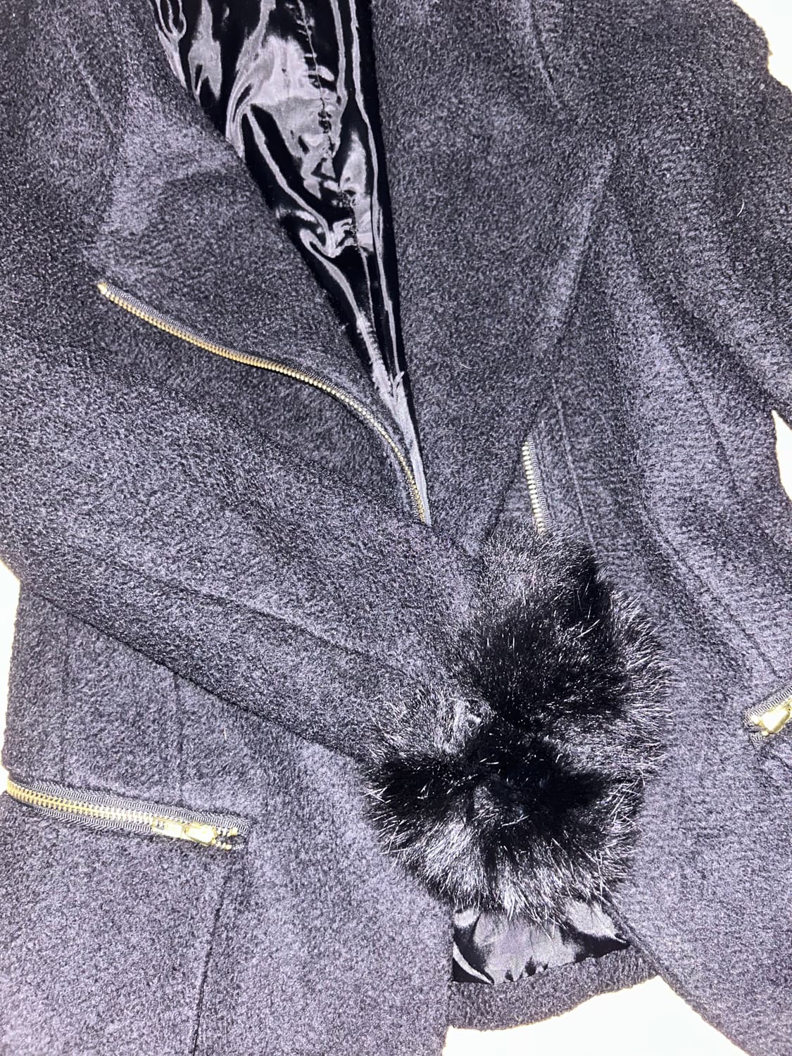 퍼 디테일 블랙 자켓 상품이미지2