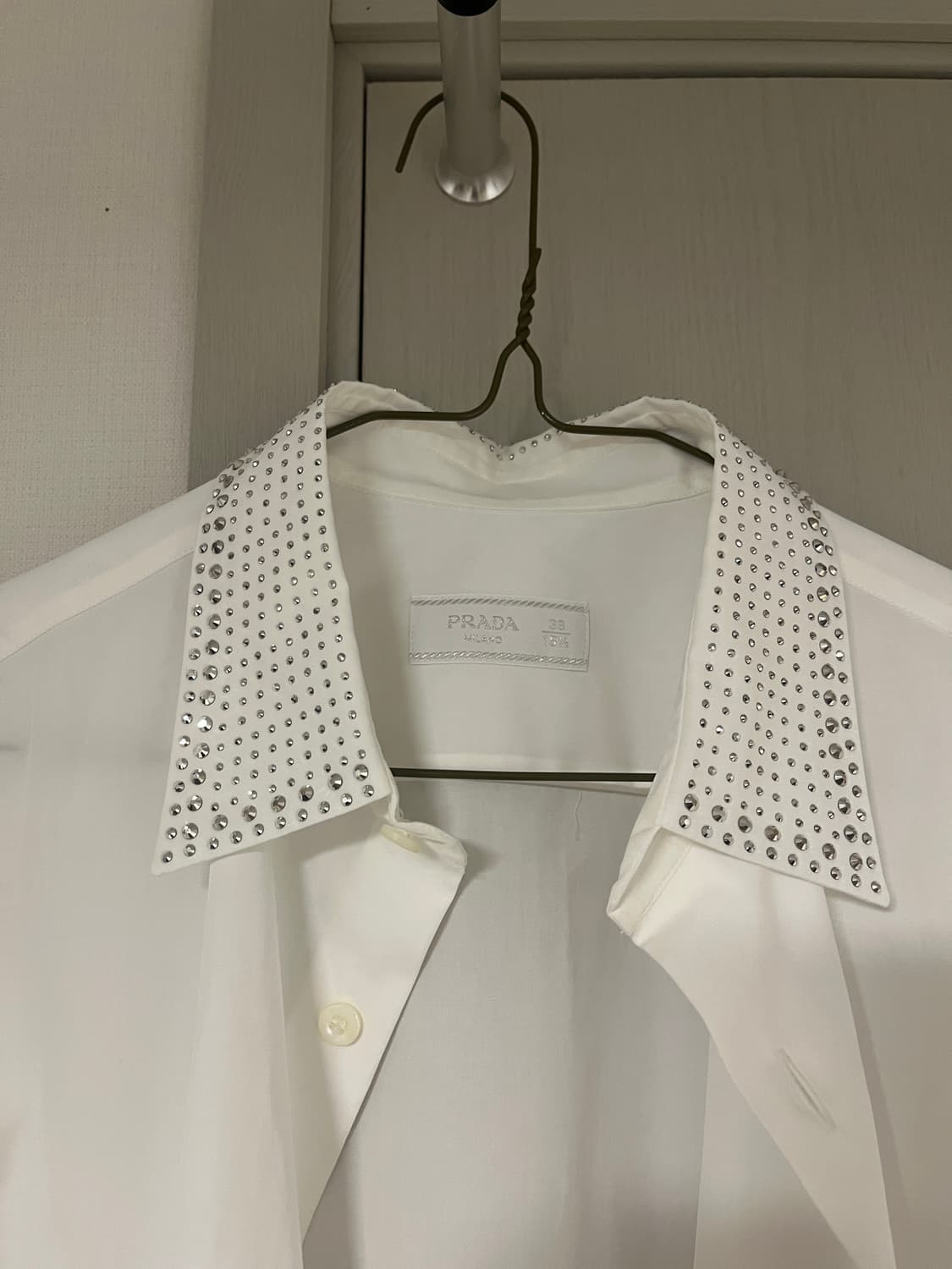 21fw 프라다 스터드 셔츠 상품이미지3