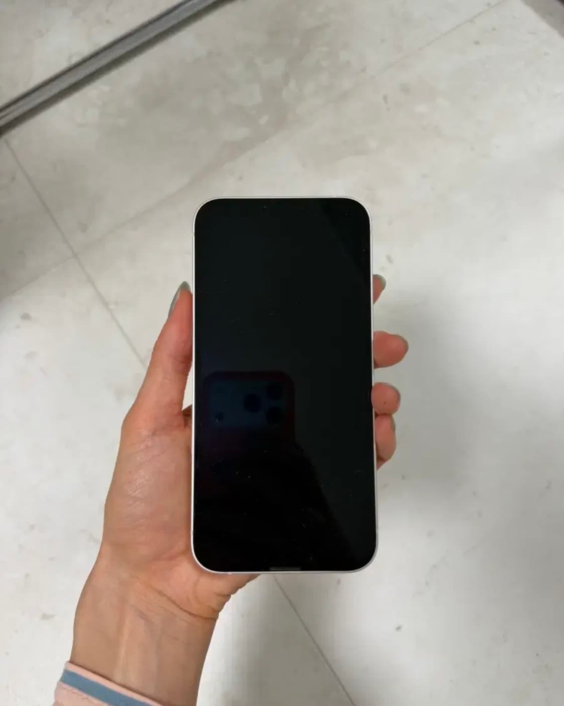 아이폰14 화이트 256기가 상품이미지2