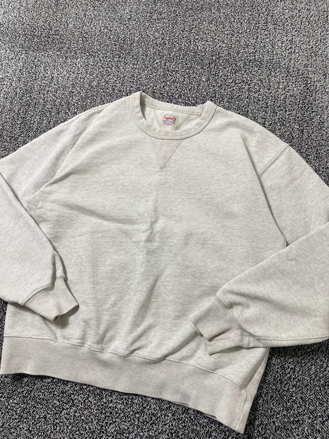 빈티지9. 아웃스탠딩 어센틱 컴포트 스웻셔츠 맨투맨 오트밀 헤비웨이트 상품이미지2