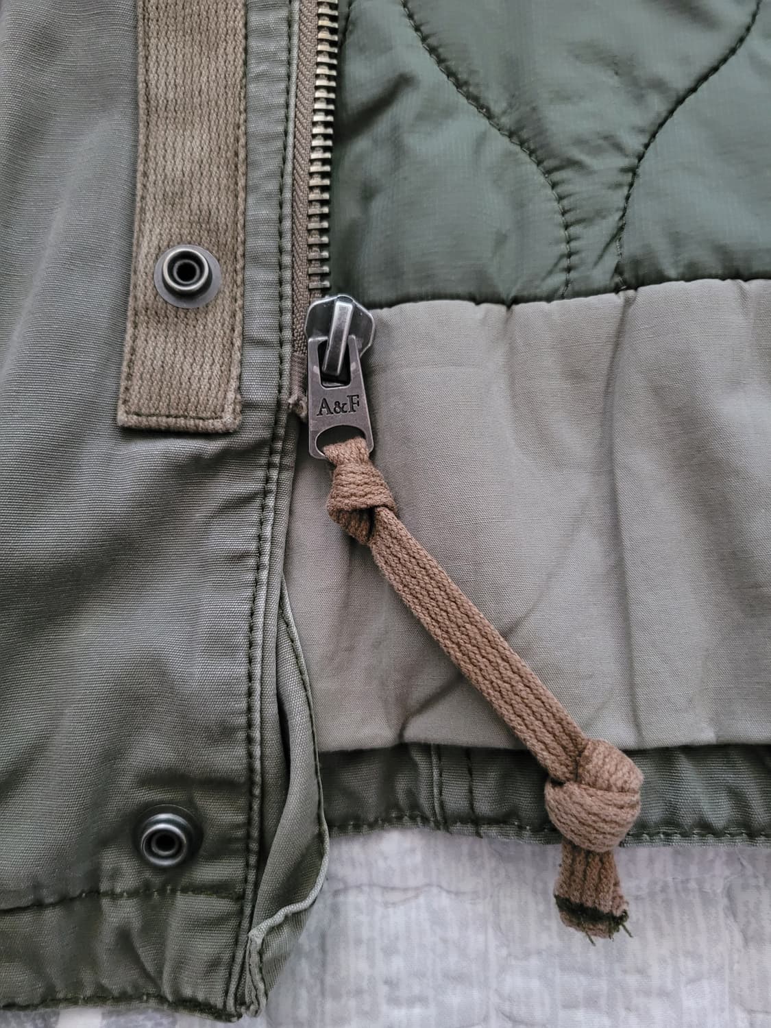 아베크롬비 신형 밀리터리 유틸리티 누빔야상자켓 M 105사이즈 상품이미지6